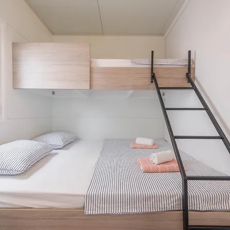 Apartment Summer