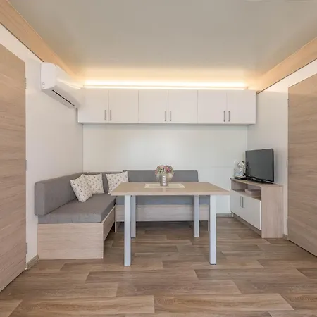 Appartamento Summer Turanj